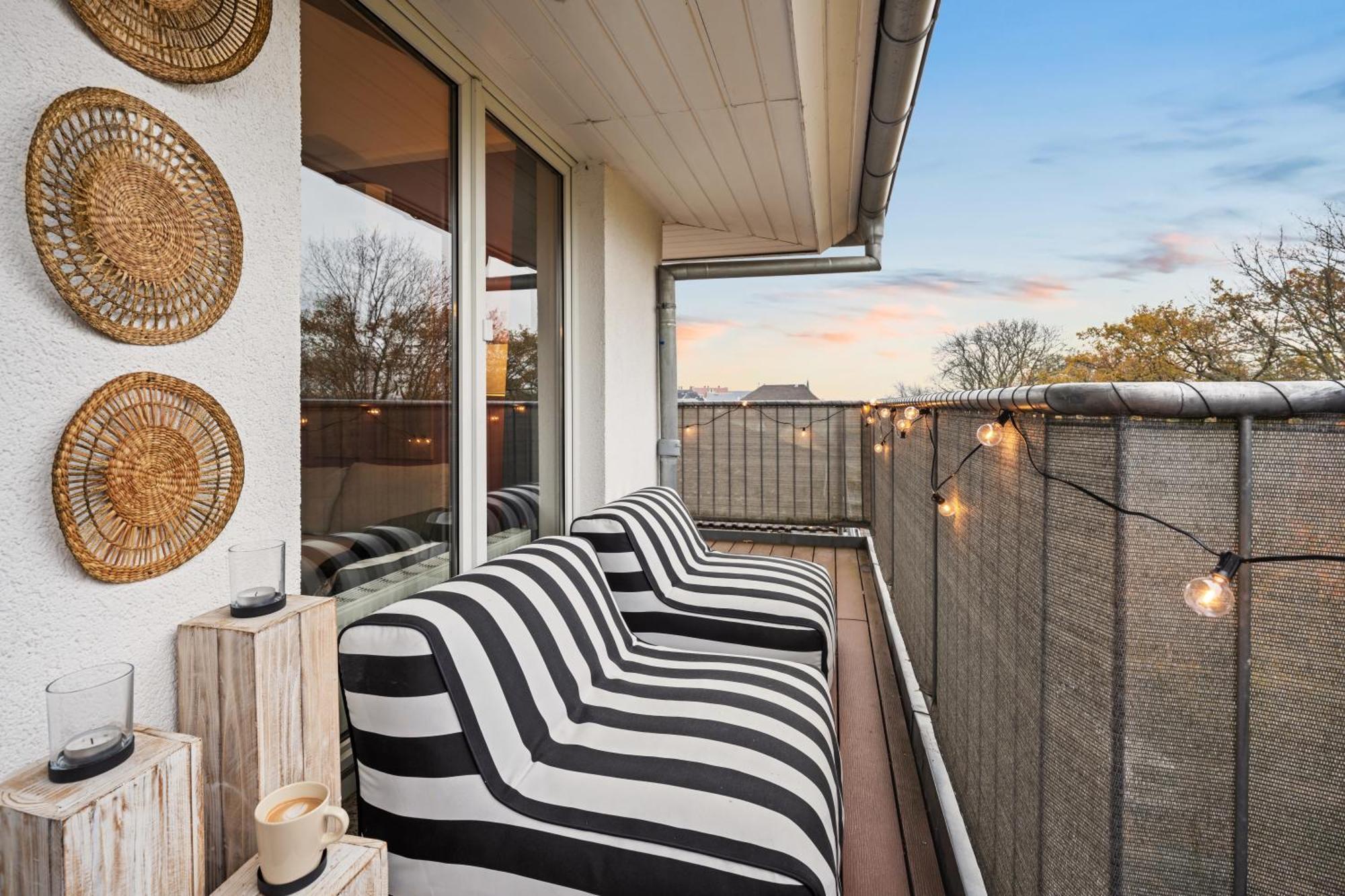 Edler Wohnraum Schwanenteich-Penthouse Mit Garage, Grill, Kaffeevollautomat, Klima, Lift & Terrasse Lägenhet Zwickau Exteriör bild