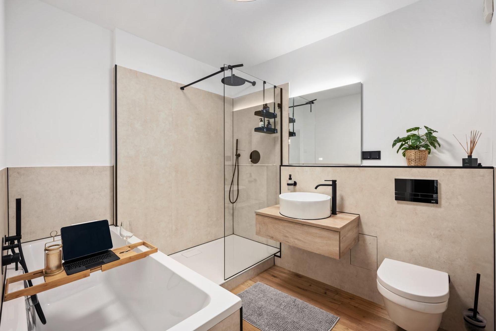 Edler Wohnraum Schwanenteich-Penthouse Mit Garage, Grill, Kaffeevollautomat, Klima, Lift & Terrasse Lägenhet Zwickau Exteriör bild