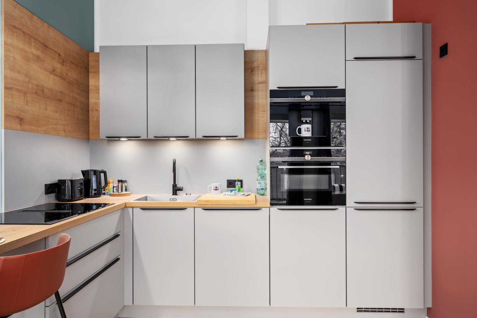Edler Wohnraum Schwanenteich-Penthouse Mit Garage, Grill, Kaffeevollautomat, Klima, Lift & Terrasse Lägenhet Zwickau Exteriör bild
